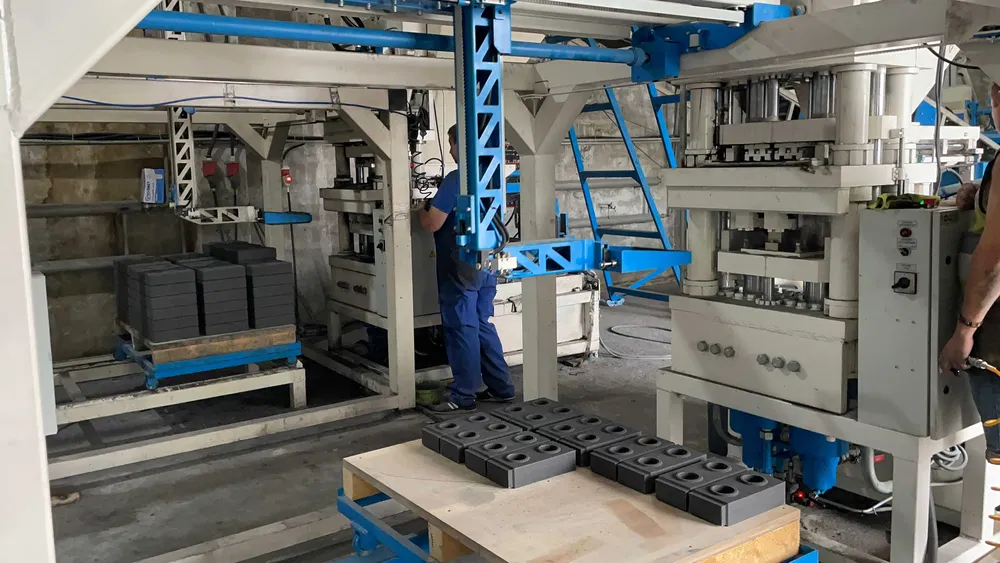 Linia „GP PROF-400” -ciąg produkcyjny cegły i kostki brukowej Białystok - zdjęcie 11