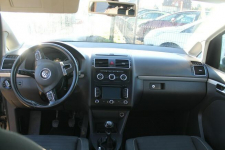 Volkswagen Touran Ostrów Wielkopolski - zdjęcie 11