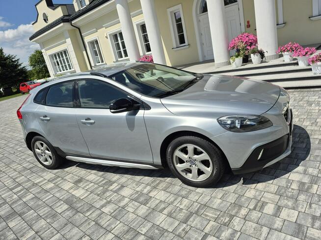 Volvo V40 1.6 115km CROSS CANTRY navi  chromy Drelów - zdjęcie 3