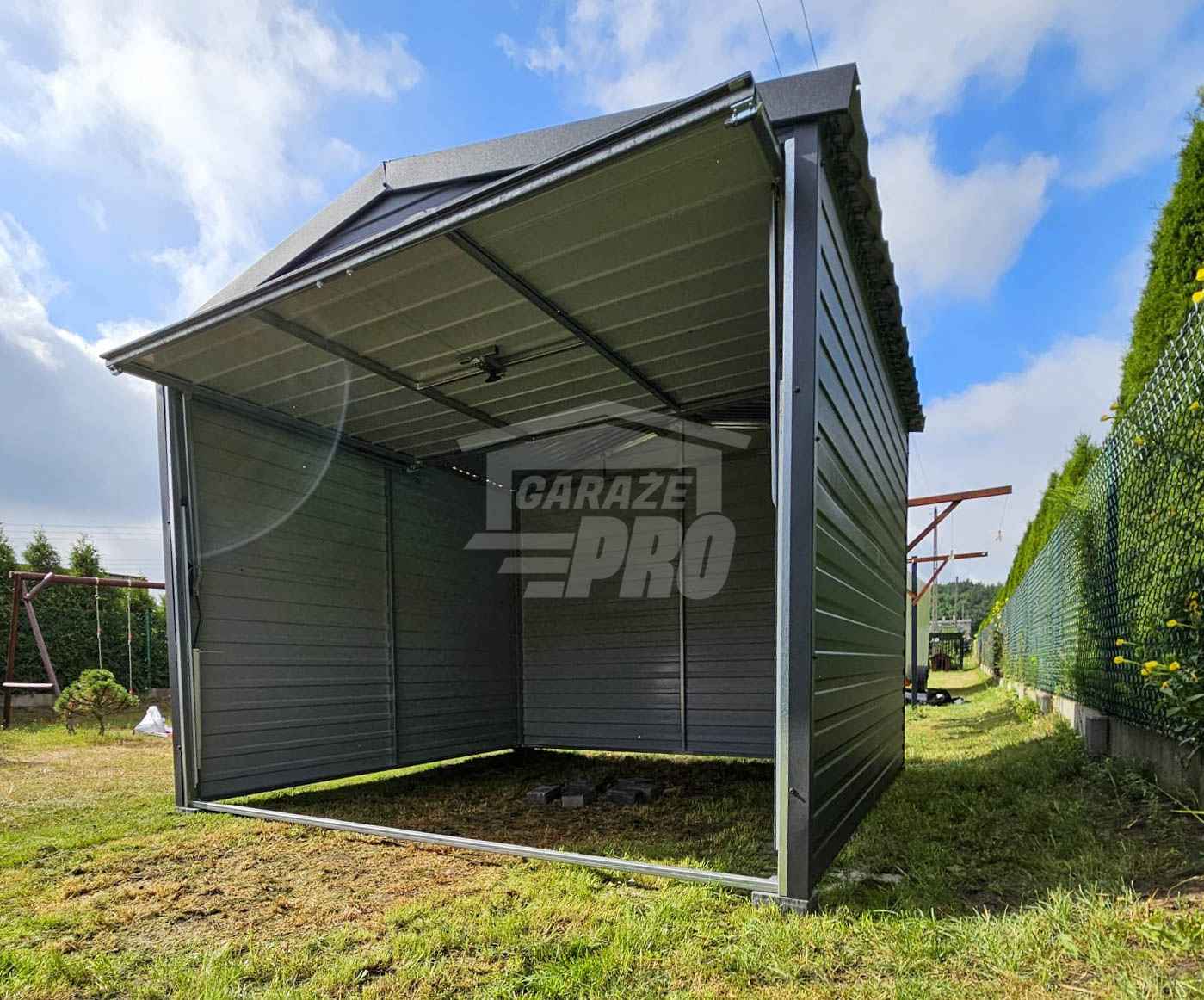 Garaż blaszany 3x3 Brama uchylna - antracyt - dach dwuspadowy GP628 Mrągowo - zdjęcie 2