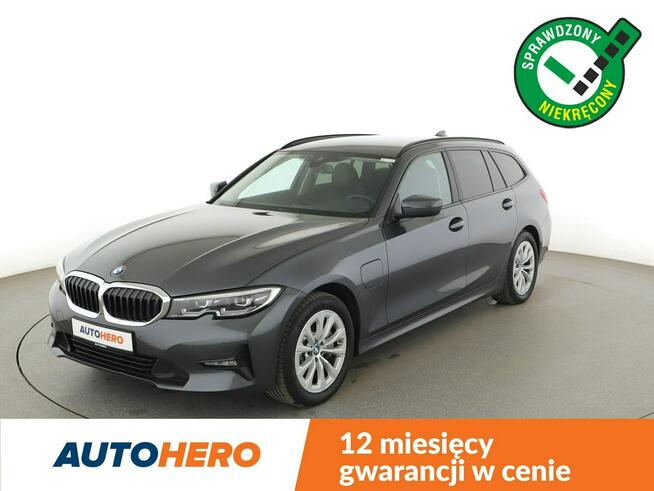 BMW 330 PHEV full LED virtual cocpit navi sportowe fotele kamery Warszawa - zdjęcie 1