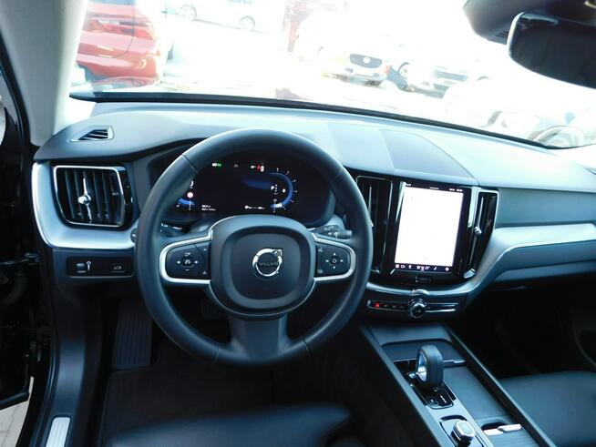 Volvo XC 60 z Gwarancją Nowy Polifcie Model 2022r Żyrardów - zdjęcie 9