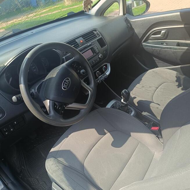 Syndyk sprzeda - Kia Rio, 2014 r. Urzut - zdjęcie 5