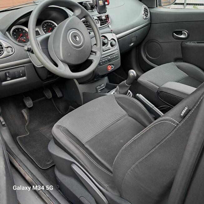 Renault Clio III 1,2 16V 75KM 2013r. (pełna dokumentacja) Śledziejowice - zdjęcie 6