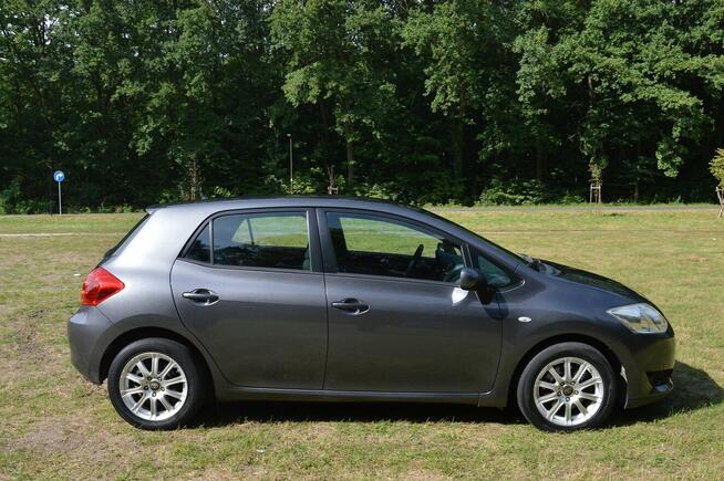 TOYOTA AURIS 2.0 D4D, 2007r. Byków - zdjęcie 5