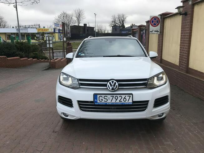 Volkswagen Touareg 3.0 V6 TDI BMT Słupsk - zdjęcie 2