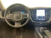 Volvo XC 60 B4 B Momentum Pro Warszawa - zdjęcie 9