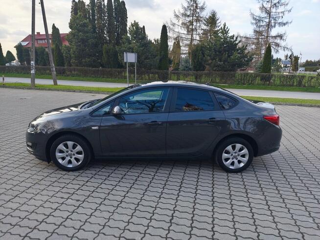Opel Astra J sedan lift 1.6cdti 110KM 2015r. Bez ad blue Zamość - zdjęcie 6