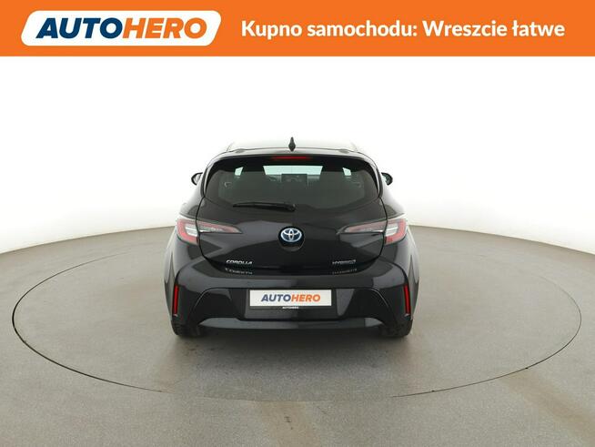 Toyota Corolla automat navi kamera ACC LED Warszawa - zdjęcie 6