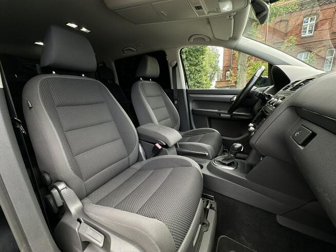 Volkswagen Touran II 2011r 1.6 TDI 105KM Automat Navi Hak PDC DSG Wijewo - zdjęcie 9