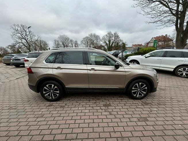 Volkswagen Tiguan IQ DRIVE 1.5 benzyna bezwypadkowy Słupsk - zdjęcie 6