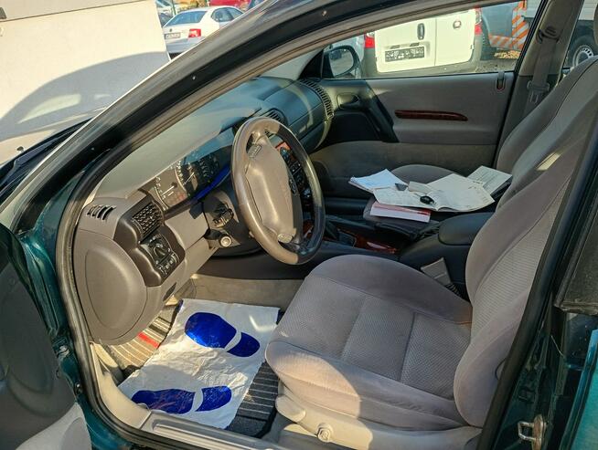 Opel Omega 2,5  v6 *automat* napęd tył *welury* Chełm Śląski - zdjęcie 9