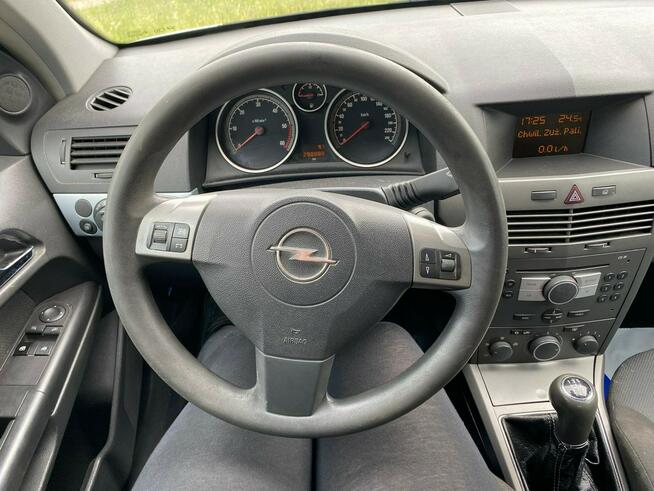 Opel Astra 2004r - 1.7 CDTI Głogów - zdjęcie 9