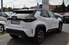 TOYOTA YARIS 1.5 HEV HYBRYD 13 tys km Nowy model 2024 Hak Holowniczy Warszawa - zdjęcie 11