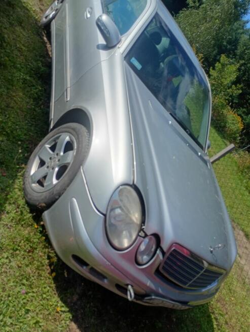Mercedes w211 2.2cdi 2001r Zalasowa - zdjęcie 2