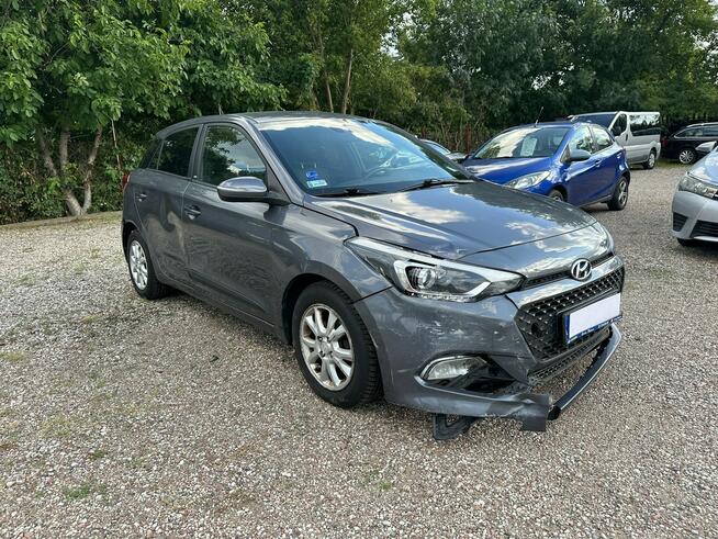 Hyundai i20 Salon Polska/Bogata wersja/Odpala, jeździ/Poduszki ok Warszawa - zdjęcie 3