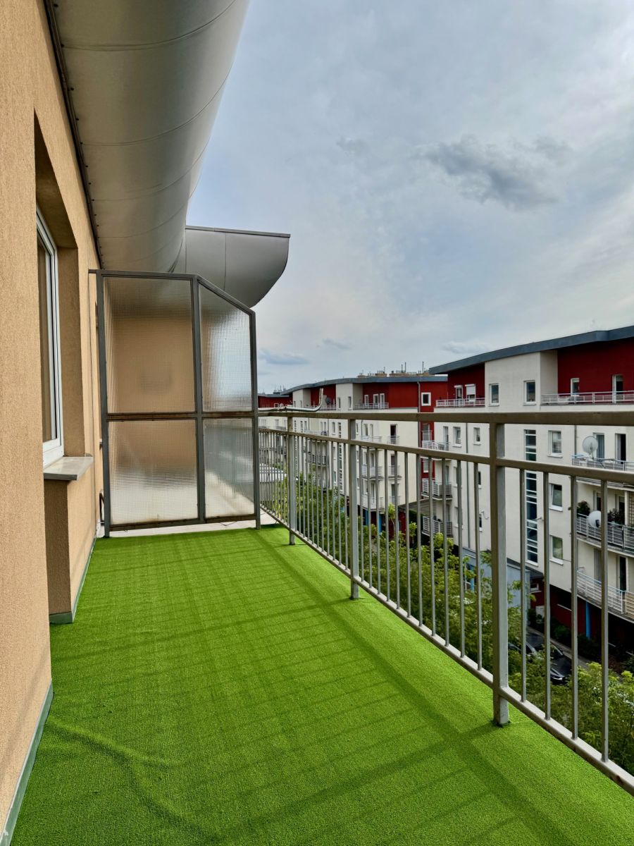 Kawalerka po remoncie, balkon, Kampus Morasko. Poznań - zdjęcie 6