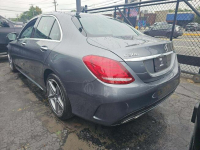 Mercedes C 300 4Matic / pakiet AMG / niski przebieg Chwaszczyno - zdjęcie 4