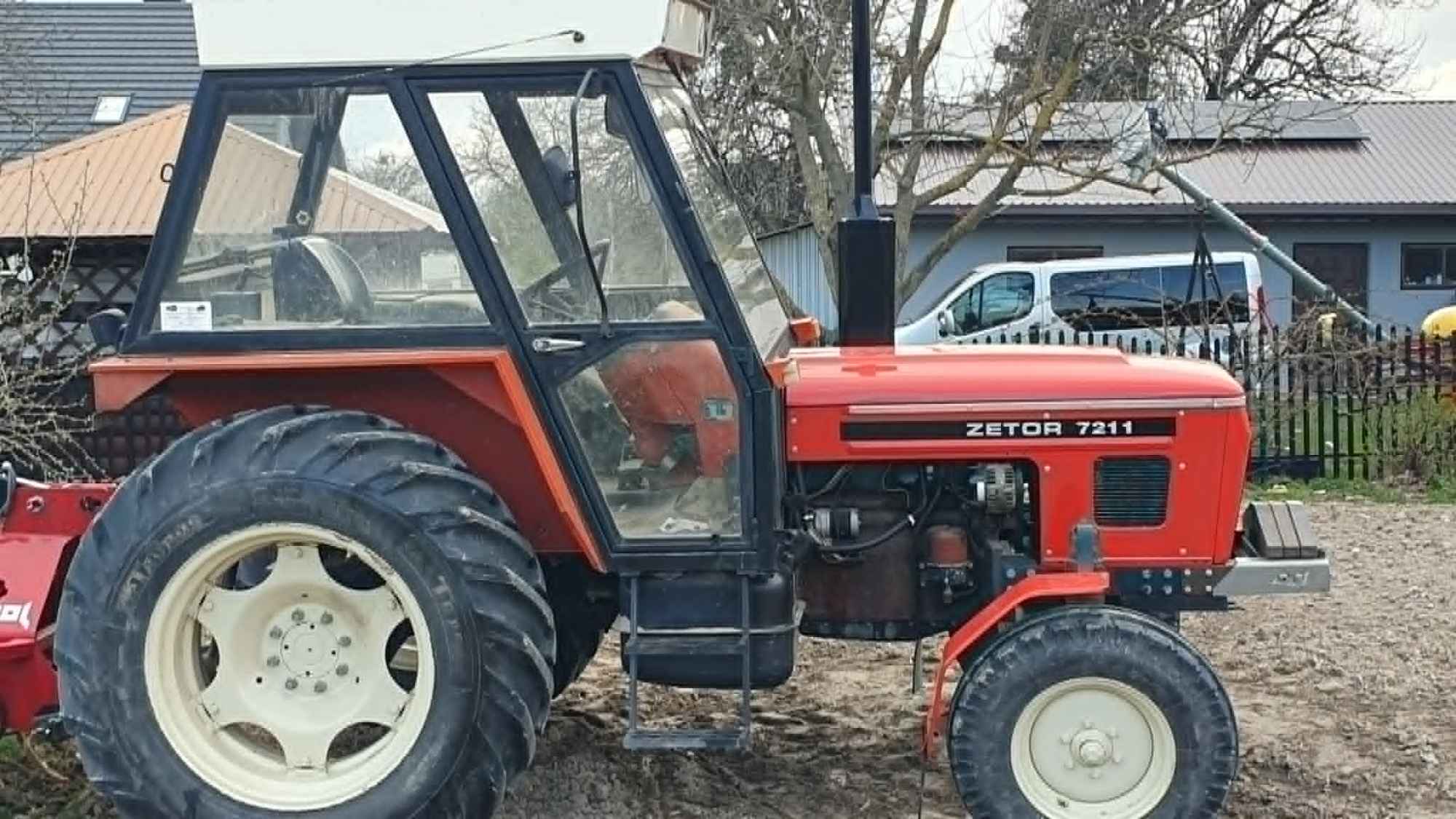 Ciągnik Zetor 7011 wąskie koła do negocjacji Tomaszów Lubelski - zdjęcie 2