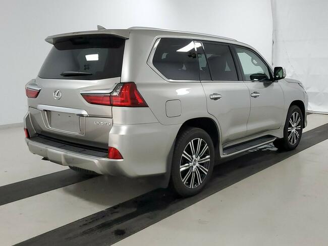 Lexus LX570 5.7 L automat Katowice - zdjęcie 4