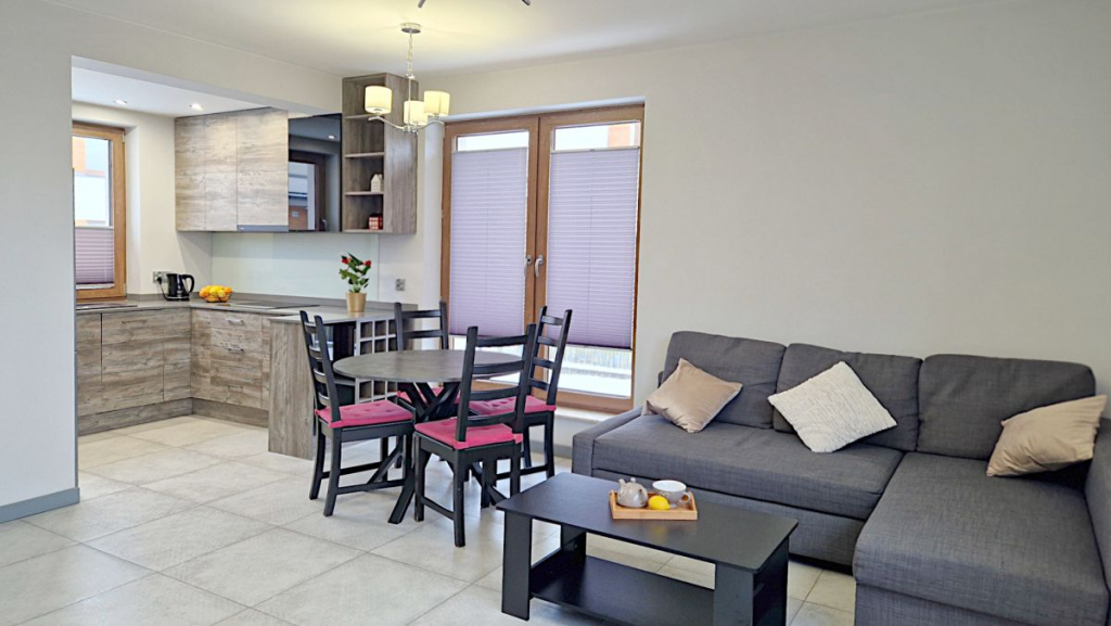 Narożna szeregówka z dużym ogrodem Porosły Porosły - zdjęcie 3