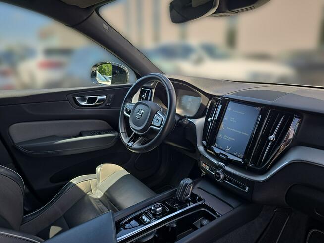 Volvo XC 60 LED_HakHolowniczy_Kamery360_Skóra_Asystenci_PamięćFotela_ Toruń - zdjęcie 9