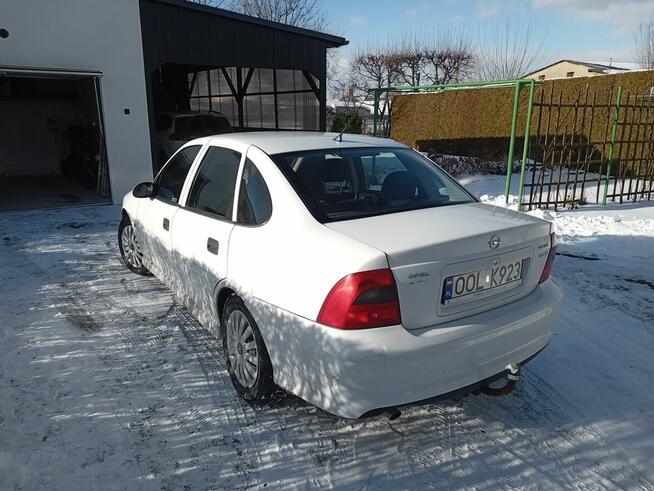 Opel Vectra B 1.8, benzyna, 115 KM Olesno - zdjęcie 3