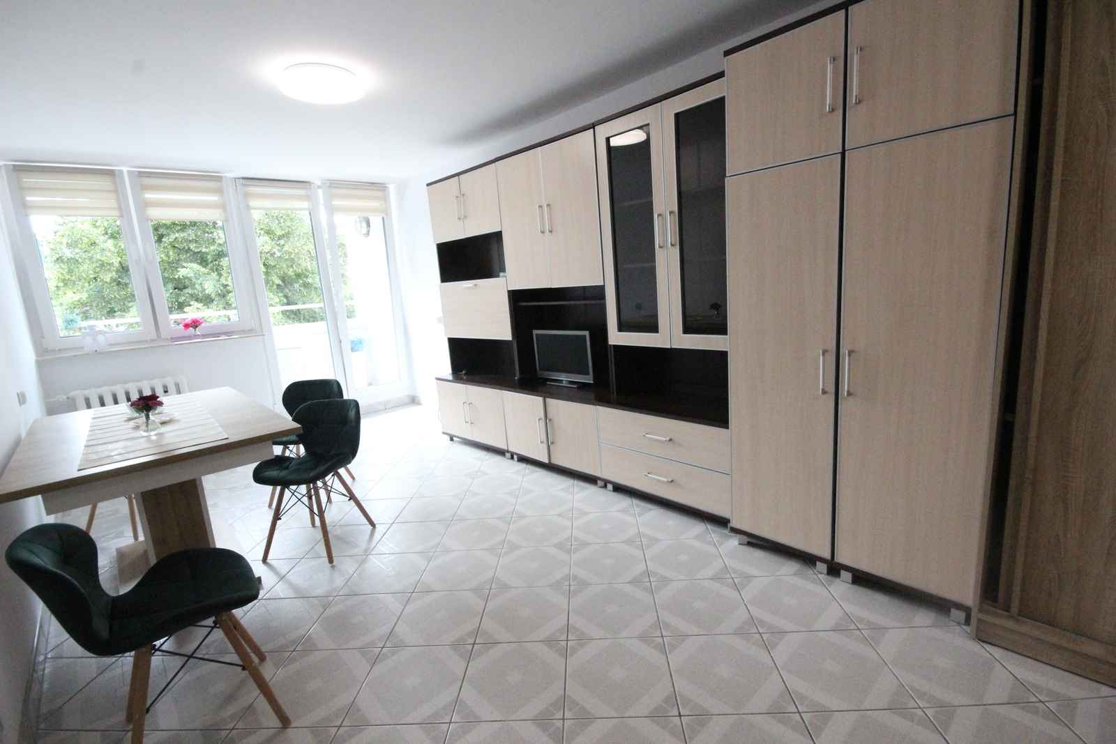 2pok, 42met, okolice Sky Towera BALKON/WINDA/PARKING (Wrocław) Krzyki - zdjęcie 1