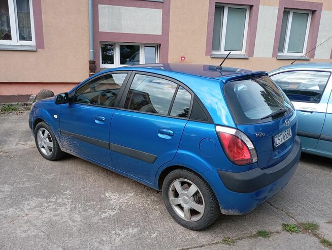 Sprzedam KIA RIO II 1.4 16V benzynowy 2005r Stargard - zdjęcie 4