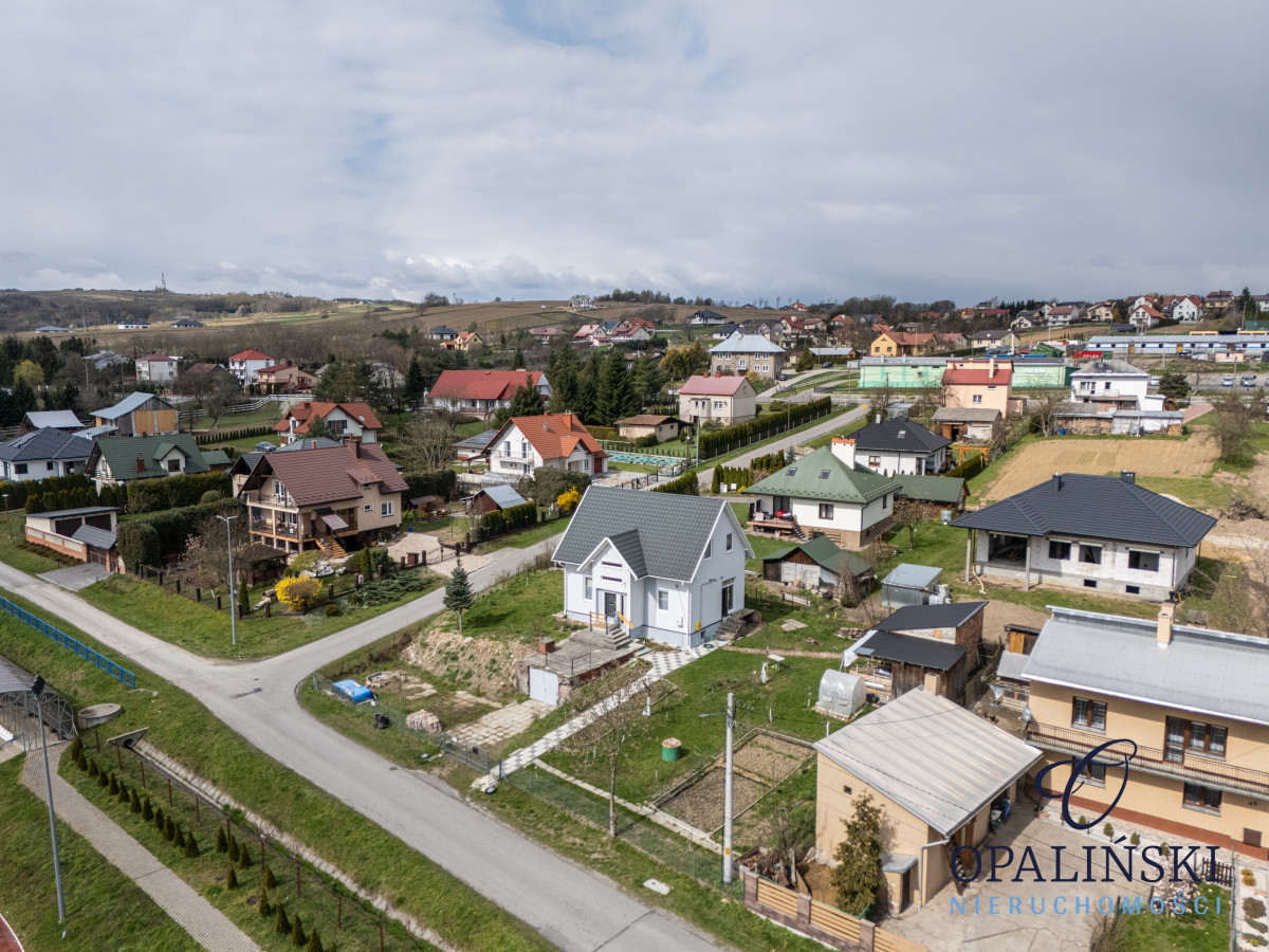 Dom po kapitalnym remoncie | działka 11 ar Pruchnik - zdjęcie 7