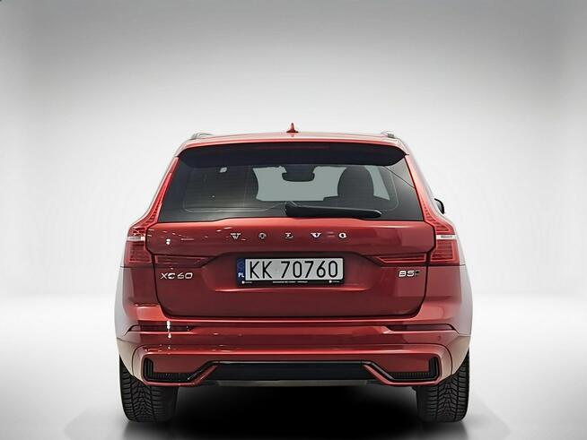 Volvo XC 60 AWD Plus Dark aut ! Z Polskiego Salonu ! Faktura VAT ! Warszawa - zdjęcie 4