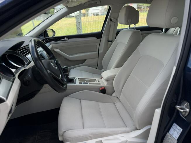 Volkswagen Passat 2.0 TDI 150 KM Comfortline Salon PL Łódź - zdjęcie 9