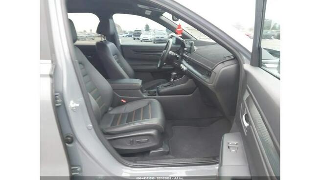 Honda CR-V / HYBRYDA / 4x4 / virtual cockpit / niski przebieg / Tarnów - zdjęcie 9