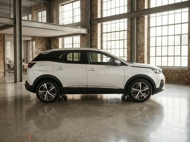 Peugeot 3008 Automat Bezwypadkowy rej 2017 Kraków - zdjęcie 4
