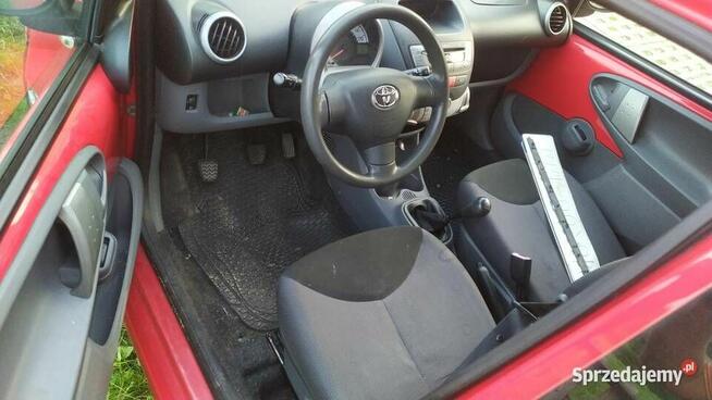 Toyota Aygo 5 drzwi 5d 2007 uszkodzona, silnik sprawny klima Biała Podlaska - zdjęcie 3