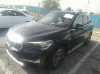 BMW X1 2020, 2.0L, porysowany lakier Warszawa - zdjęcie 2