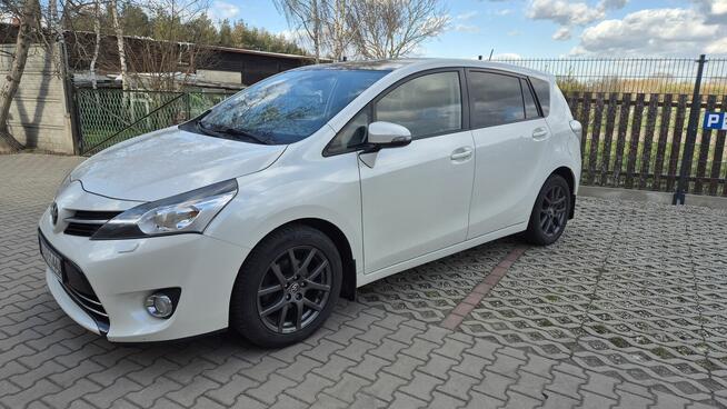 TOYOTA VERSO 1.6 D-4D*7 osób panorama webasto Ścinawa - zdjęcie 3