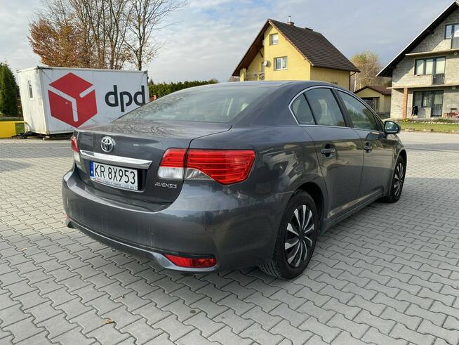 Toyota Avensis Active 1.8 147KM M6 2013/14 r., salon PL Myślenice - zdjęcie 5