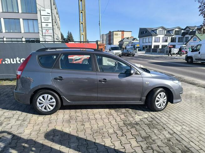 Hyundai i30 1.4i 16V 109KM Klimatyzacja Łuków - zdjęcie 2