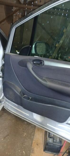 Sprzedam Mercedes Benz A190 Sandomierz - zdjęcie 7