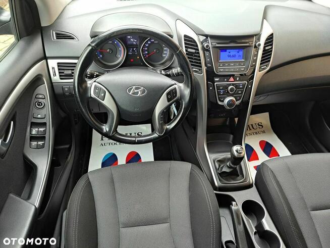 Hyundai i30 1.4 CRDi Advantage Chodzież - zdjęcie 9