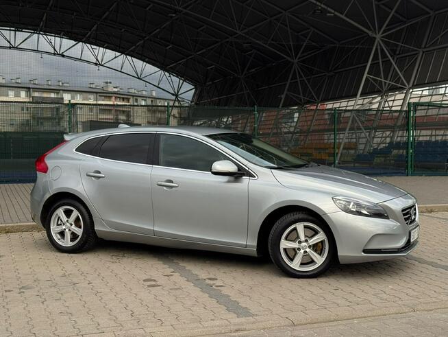Volvo V40 D3 Summum Manual Klima  Nawigacja Kamera Serwis 2 Klucze Ostrów Mazowiecka - zdjęcie 6
