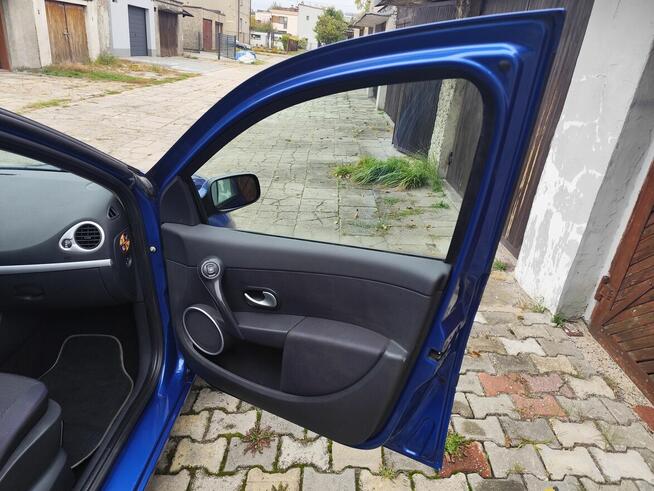 Sprzedam samochód osobowy marki Renault Clio III Sosnowiec - zdjęcie 7