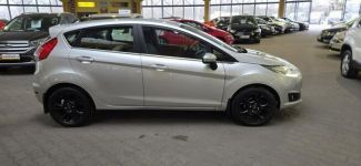 Ford Fiesta ZOBACZ OPIS !! W podanej cenie roczna gwarancja