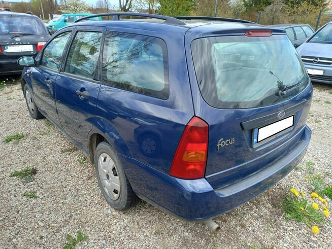 Ford Focus 1.6 benzyna kombi hak TANIO Fasty - zdjęcie 4