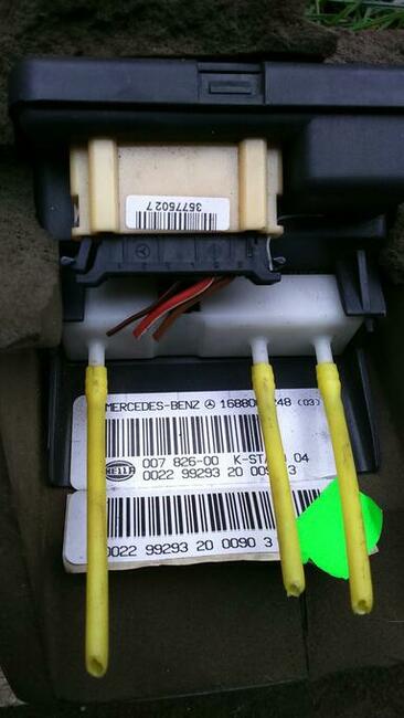 Mercedes A klasa w 168 - pompka centralnego zamka Aleksandrów Łódzki - zdjęcie 4