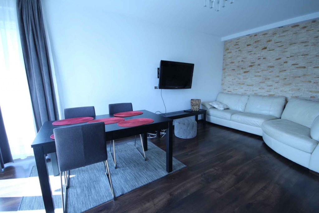 3pok, 68met, okolice Radkowskiej BALKON/2GARAŻE/2KOMÓRKI (Wrocław) Krzyki - zdjęcie 1