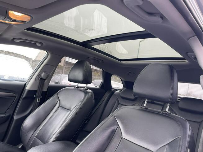 Hyundai i40 Premium Skóra Panorama Podgrzewanie Pamięć Kamera Gliwice - zdjęcie 11