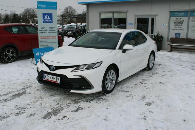 Toyota Camry 2.5 Hybrid e-CTV Comfort F-vat Kamera Gwarancja Warszawa - zdjęcie 2