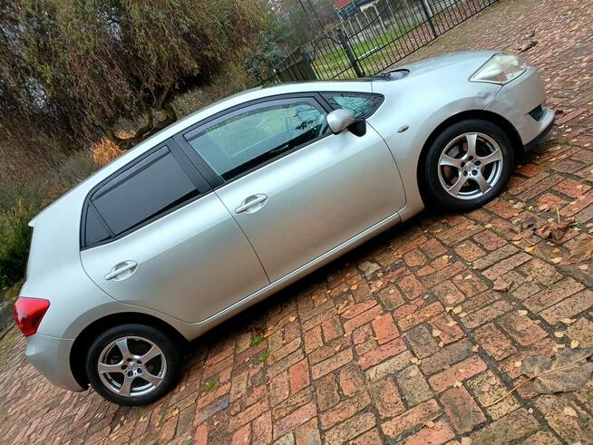 ŁADNY I ZADBANY AURIS z roku 2007 diesel 2,0 !!! Ruda Śląska - zdjęcie 6